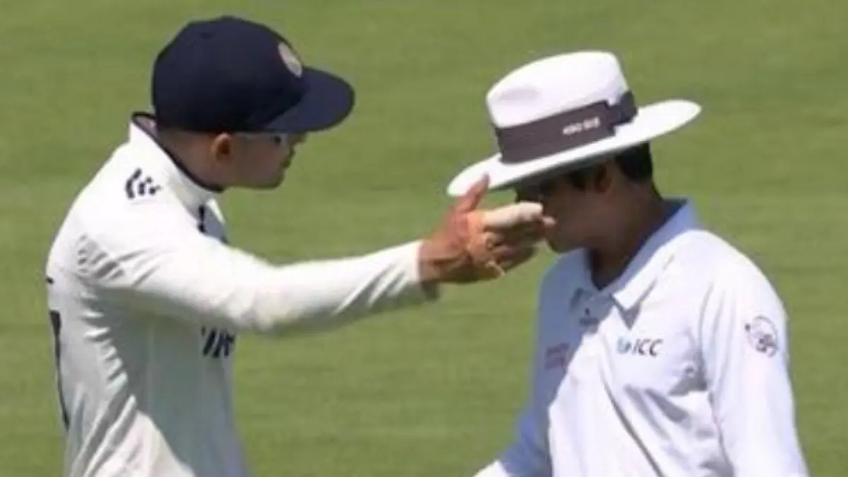 Gill fumes at umpire