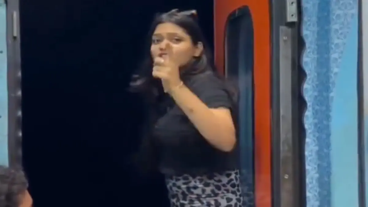 Girl reel moment gone viral