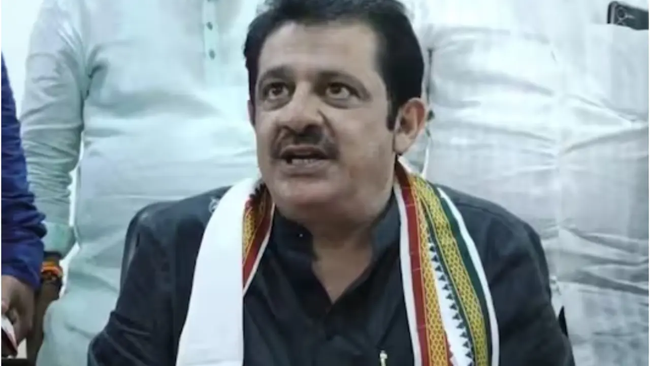 'Give Me Suicide Bomb...': Karnataka Minister Says He's Ready to Fight Pakistan in Viral Video