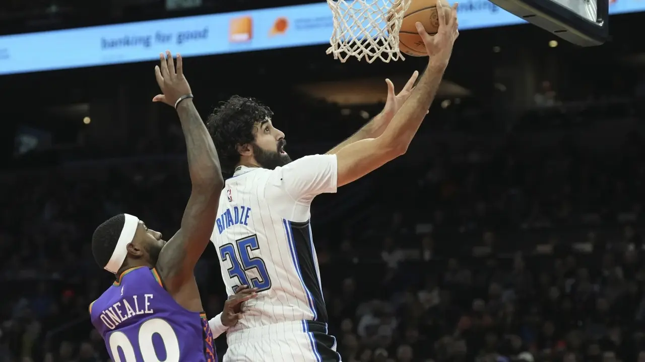 Wagner Scores 32 Points, Black Adds 20 As Magic Beat The Suns 109-99 Goga Bitadze