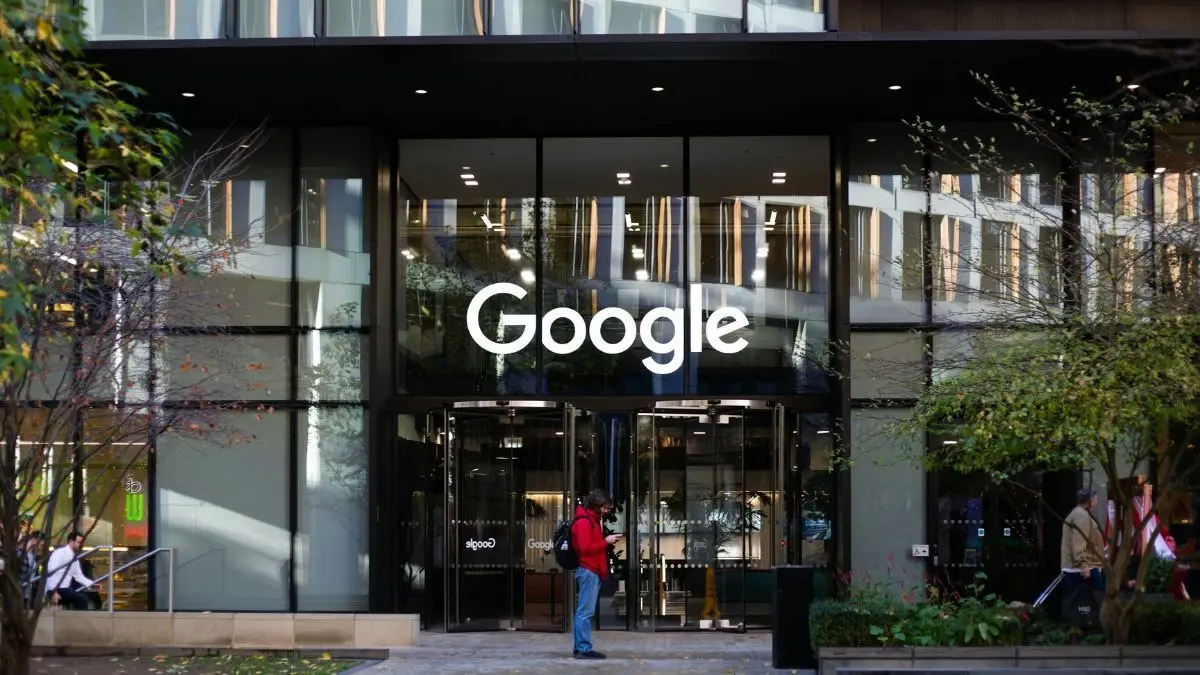 Google warns staff with US visas against international travel due to embassy delays, Business Insider says