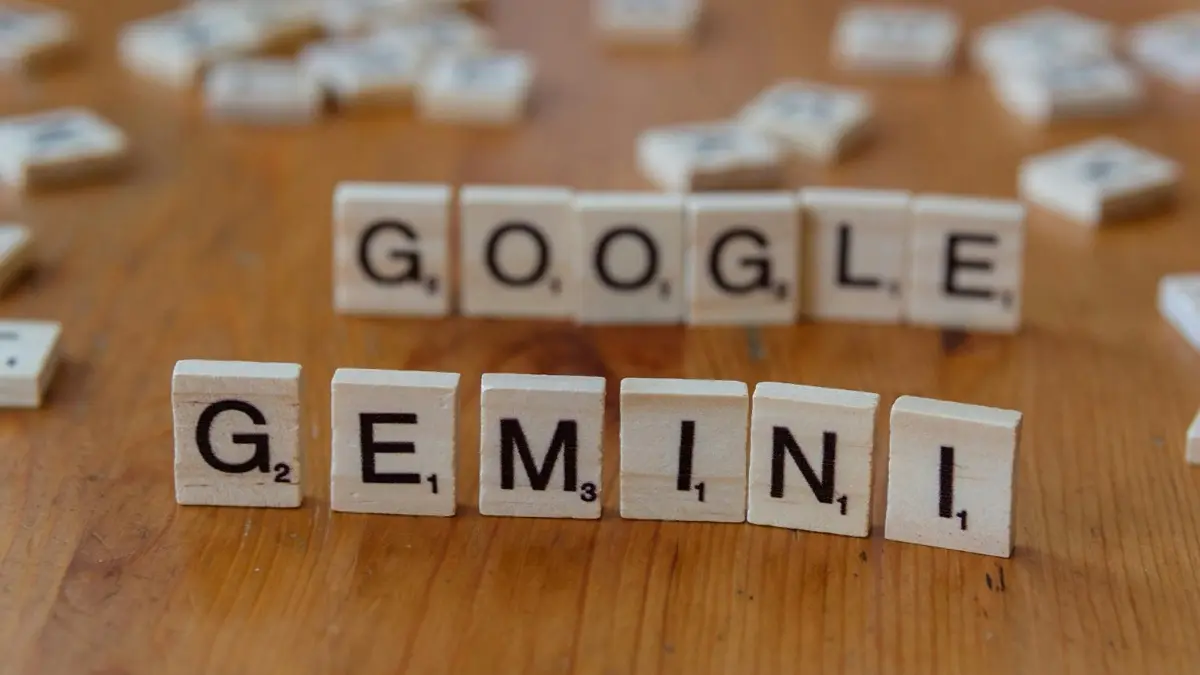 Google’s Gemini Learns to Think Ahead, Just as Apple’s AI Starts Catching Up