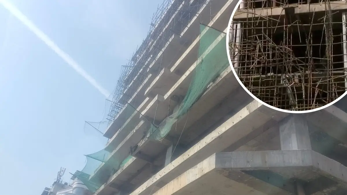 Greater Noida Accident: Two Labourers Killed, One Injured As Scaffolding Collapses At Construction Site Greater Noida Accident: Two Labourers Killed, One Injured As Scaffolding Collapses At Construction Site