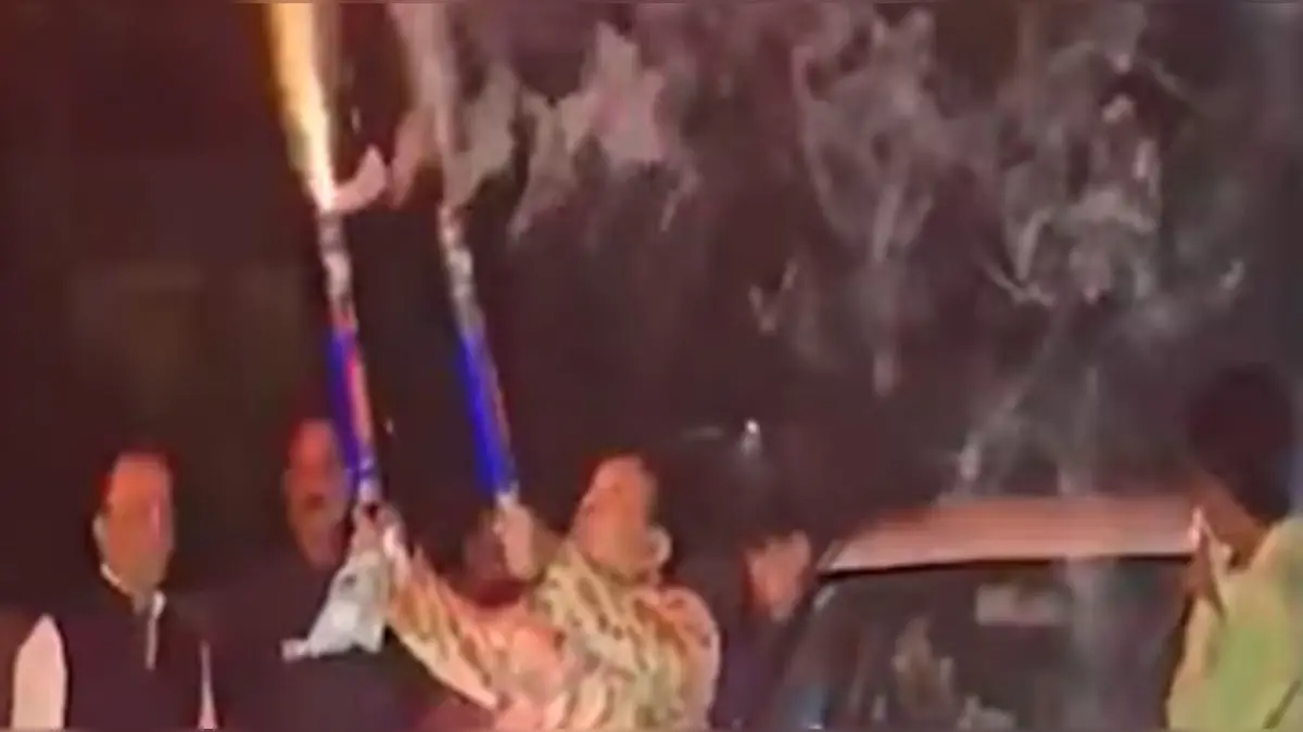 Gujarat Businessman Blocks Traffic To Celebrate Son’s Birthday | WATCH