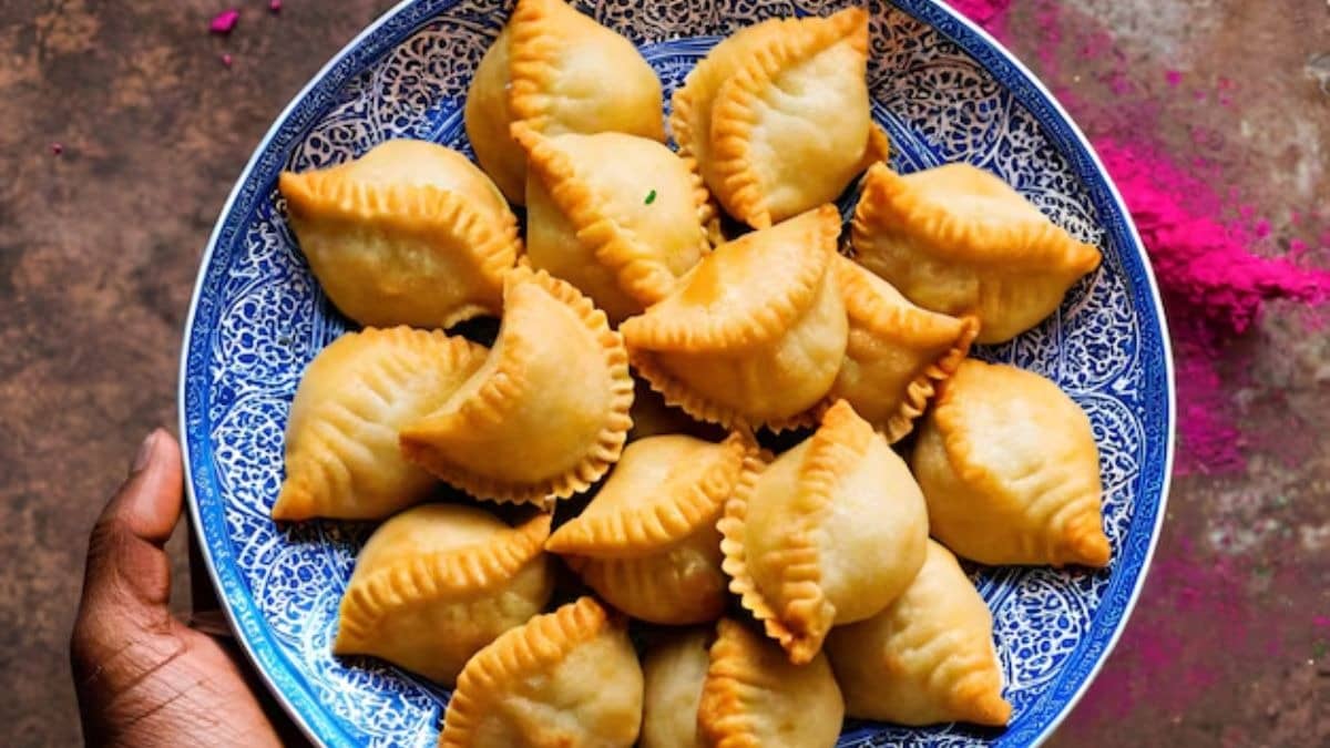 Gujiya hacks for Holi 2026