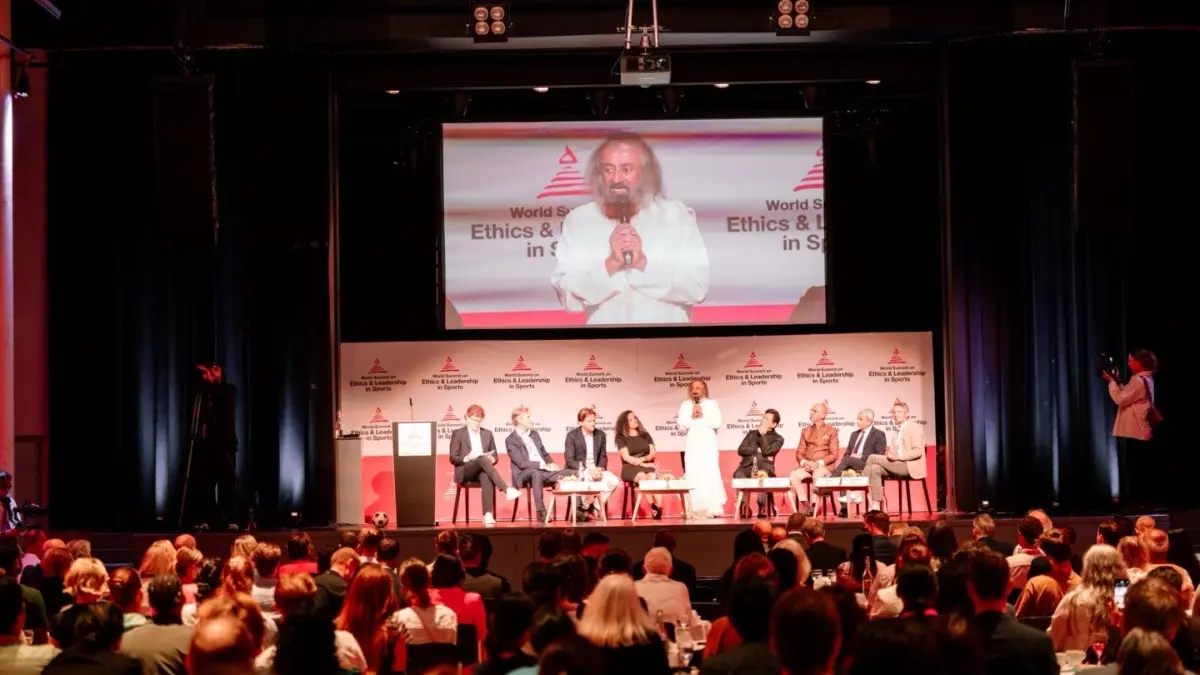 Gurudev Sri Sri Ravi Shankar Leads Global Dialogue at The WFEB's 7th World Summit on Ethics and Leadership in Sports Gurudev Sri Sri Ravi Shankar addresses at WFEB's 7th World Summit on Ethics and Leadership in Sports