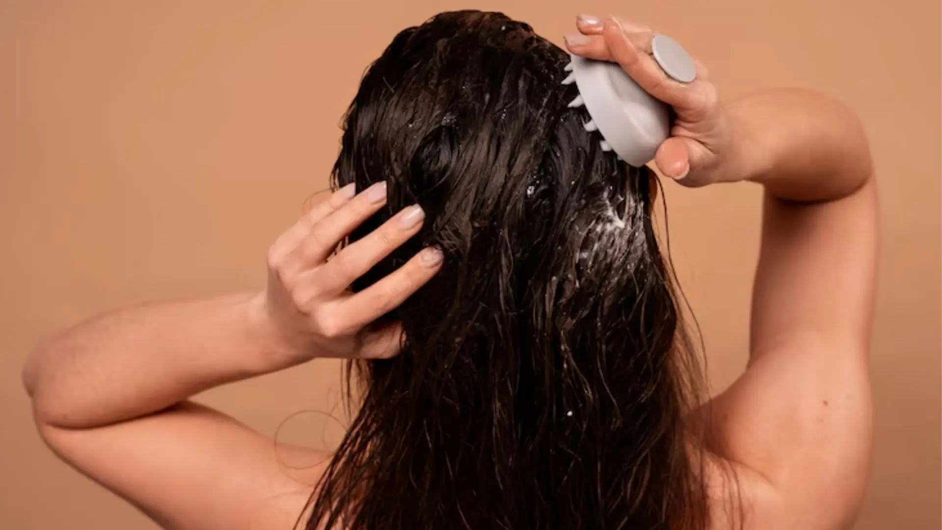 Hair wash in monsoon