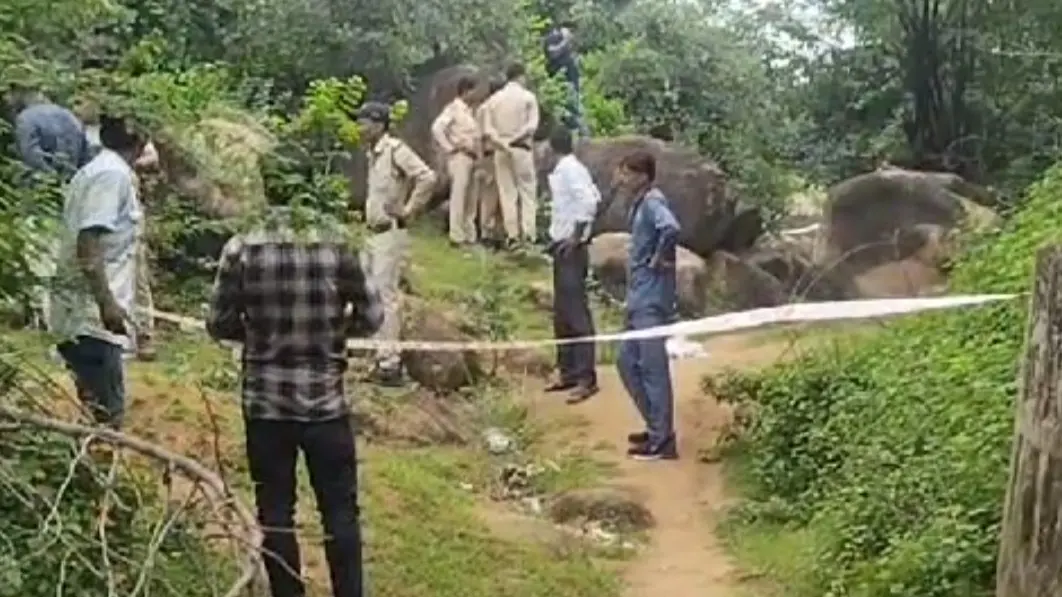 Half Burnt Bodies found in Chhatarpur