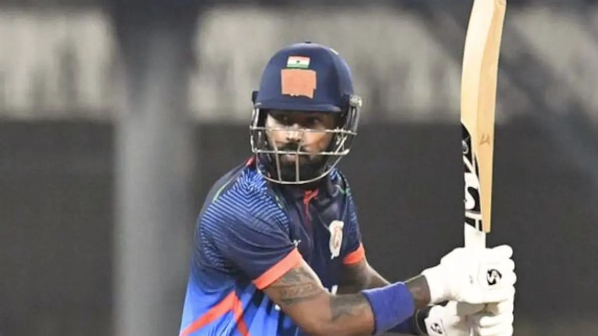 6,6,6,6,6... वर्ल्ड कप से पहले हार्दिक पंड्या ने की छक्कों की बारिश, इस टीम के खिलाफ लगाया तबतोड़ शतक hardik pandya smashes 5 sixes in an over list a hundred vijay hazare trophy