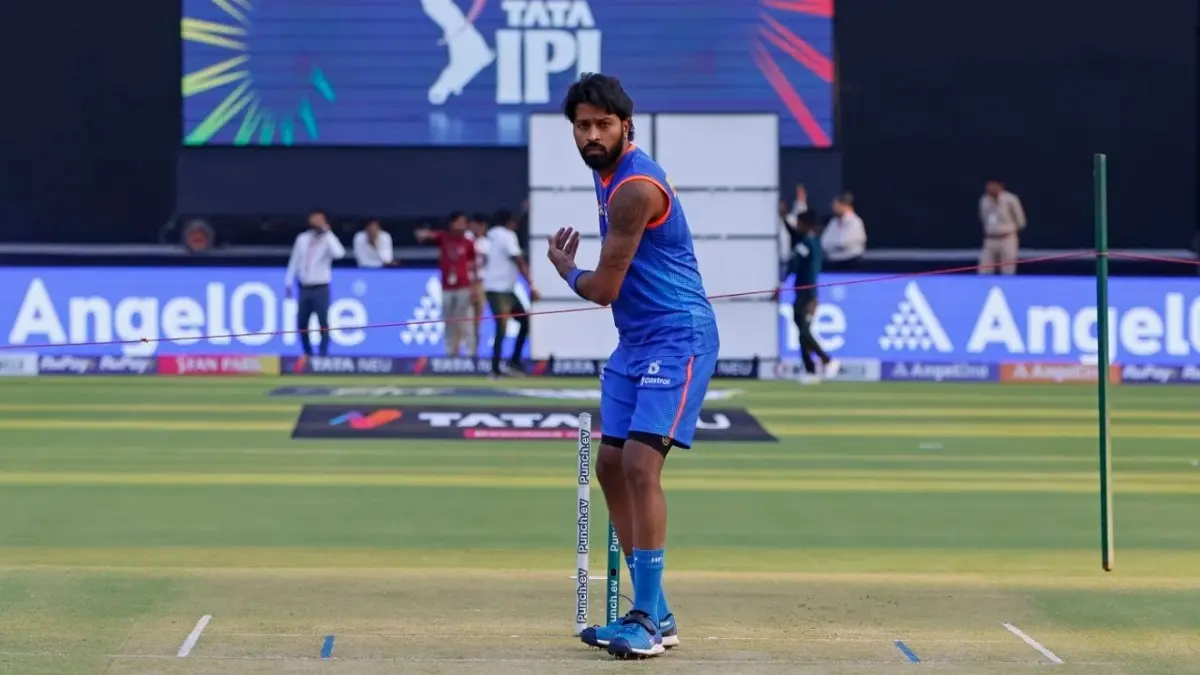 Hardik Pandya trains for Mumbai