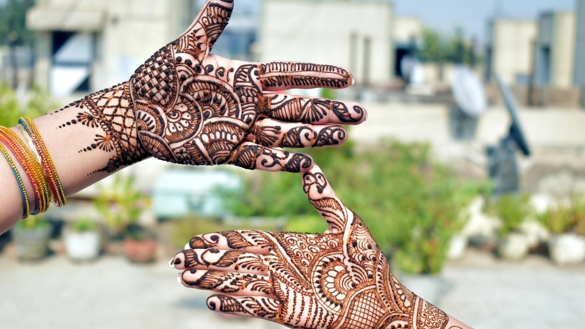 Hariyali Teej Mehndi Designs