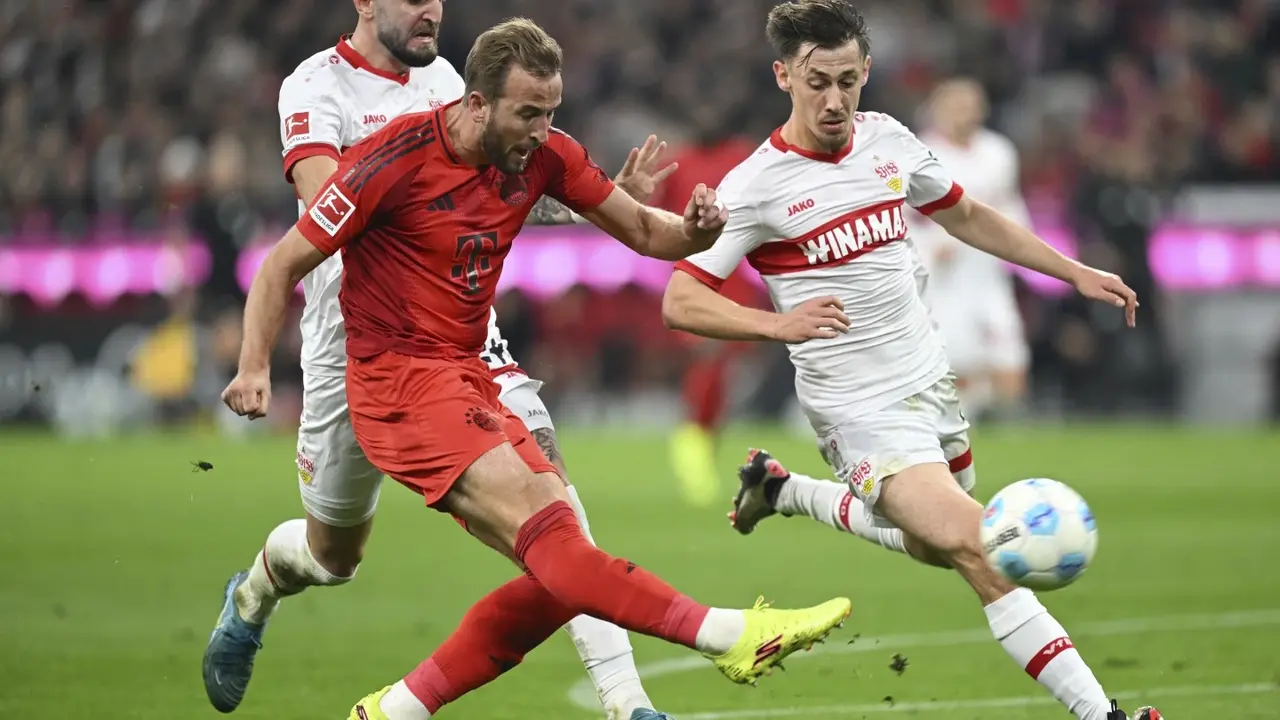 Kane ends goal drought with hat trick as Bayern beats Stuttgart 4-0 in Bundesliga Harry Kane