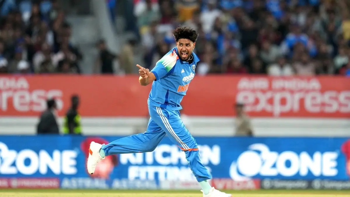 T20 World Cup 2026: टी20 वर्ल्ड कप से पहले भारत को बड़ा झटका, ये स्टार प्लेयर हुआ बाहर, कौन करेगा रिप्लेस? harshit rana ruled out of t20 world cup 2026