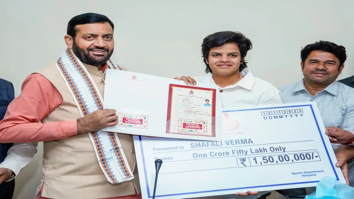 Haryana CM Nayab Singh Saini meets Shafali Verma