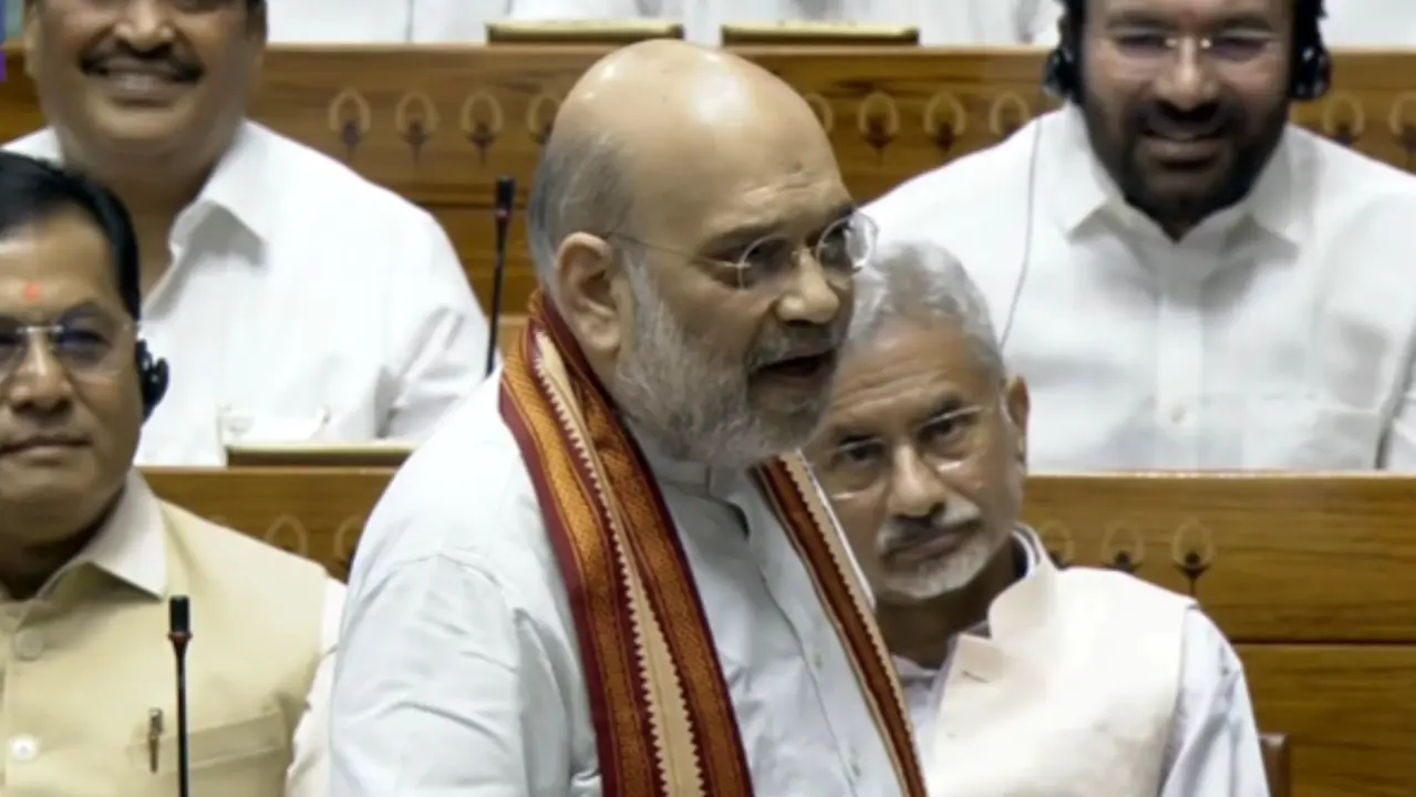 Home Minister Amit Shah BlasHome Minister Amit Shah Blasts Congressts Congress
