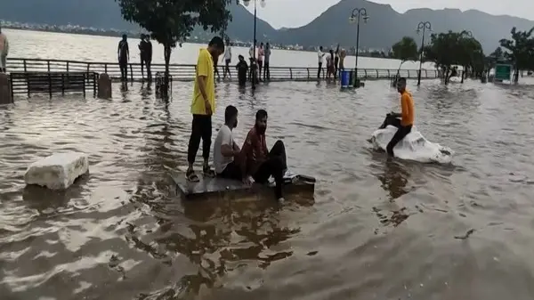 Rivers in spate after heavy rains in Uttar Pradesh, danger of flood in many districts