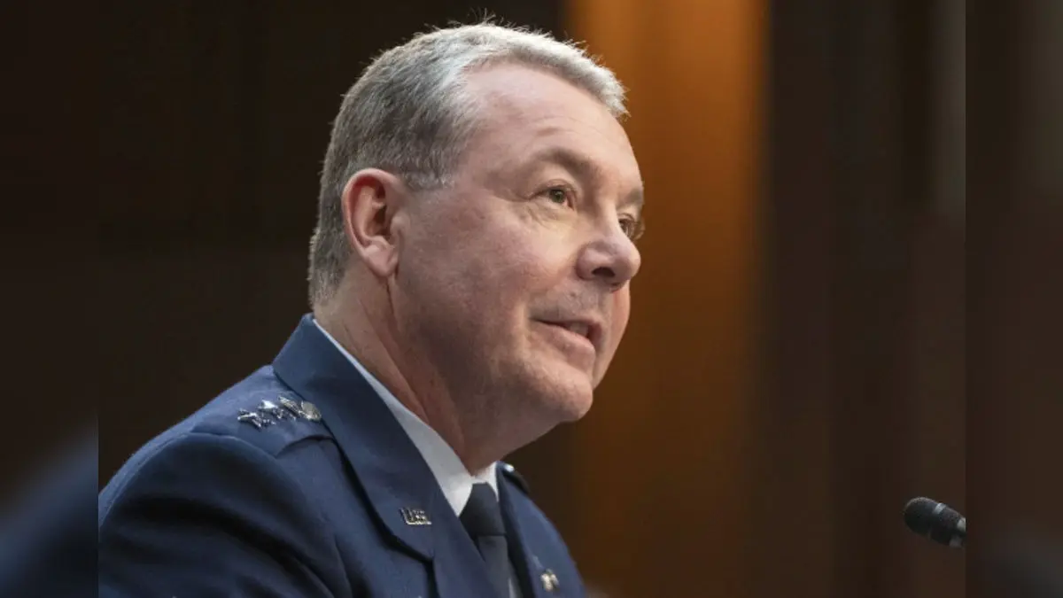 Hegseth Criticizes 'Fat Generals,' Tells US Officers to Resign if They Resist His Agenda Hegseth Criticizes 'Fat Generals,' Tells US Officers to Resign if They Resist His Agenda