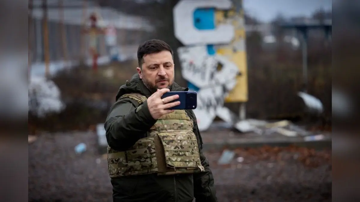 'Hello From Kupians': Wearing Bulletproof Vest, Zelensky Enters Key Territory Russia 'Captured' Last Month