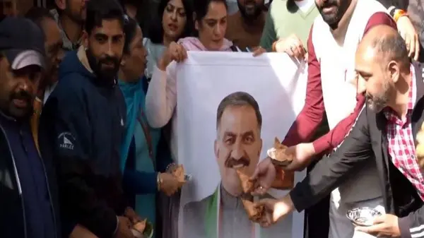 Sukhu Samosa Row: Bharatiya Janata Yuva Morcha Holds 'Samosa March' in Shimla Himachal: Bharatiya Janata Yuva Morcha hold 'Samosa march' in Shimla