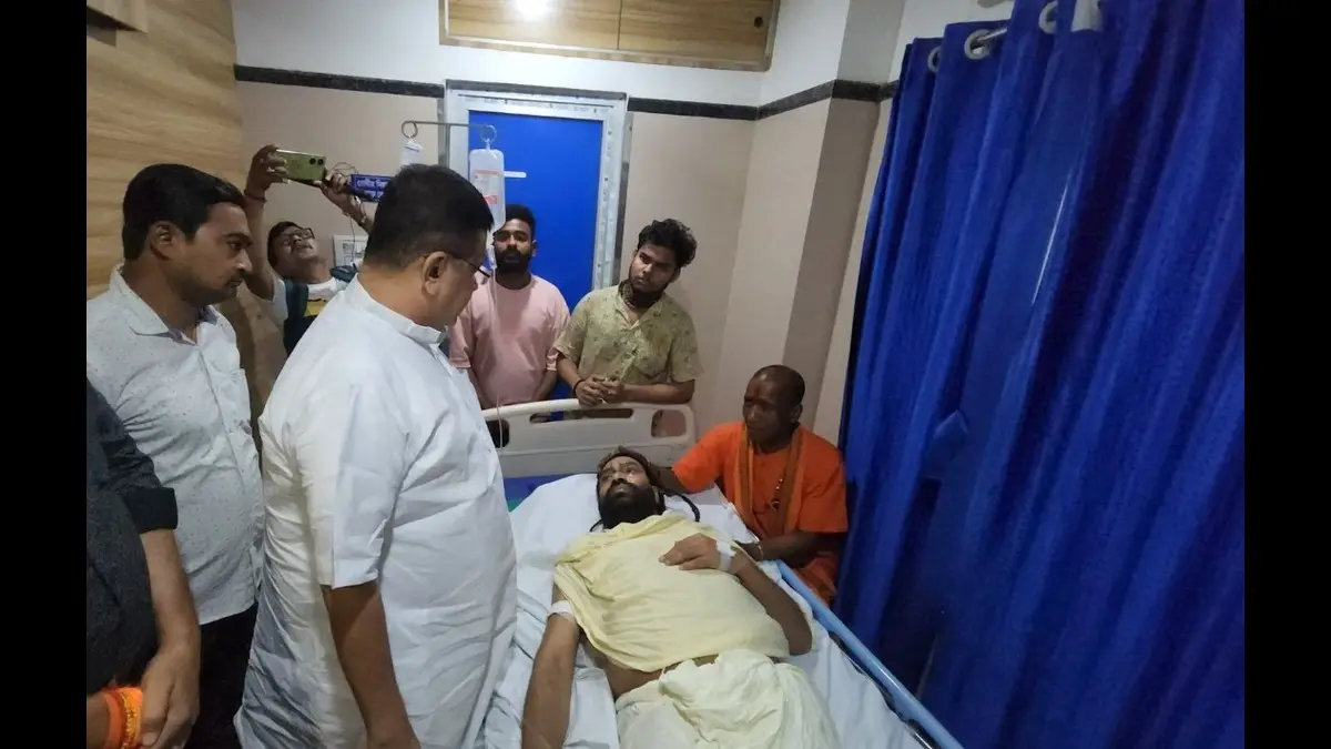 Hindu Monk Hiranmoy Maharaj Brutally Attacked, Spiritual Leaders Lash Out At 'Bengal Taliban rule' Hindu Saint Hiranmoy Maharaj Brutally Attacked in West Bengal