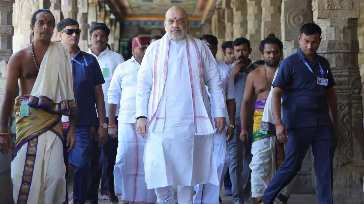 Home Minister Amit Shah offered prayers at prestigious Meenakshi Amman temple