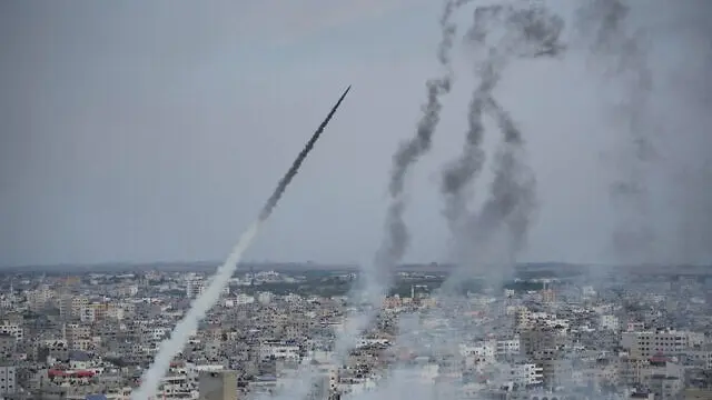 Houthis' missile hits Central Israel