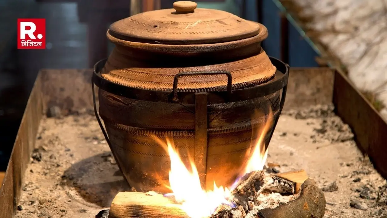 How to Clean Clay Pots