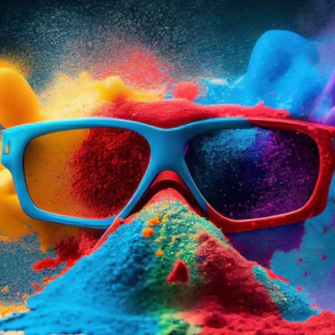 How to protect your eyes while playing Holi