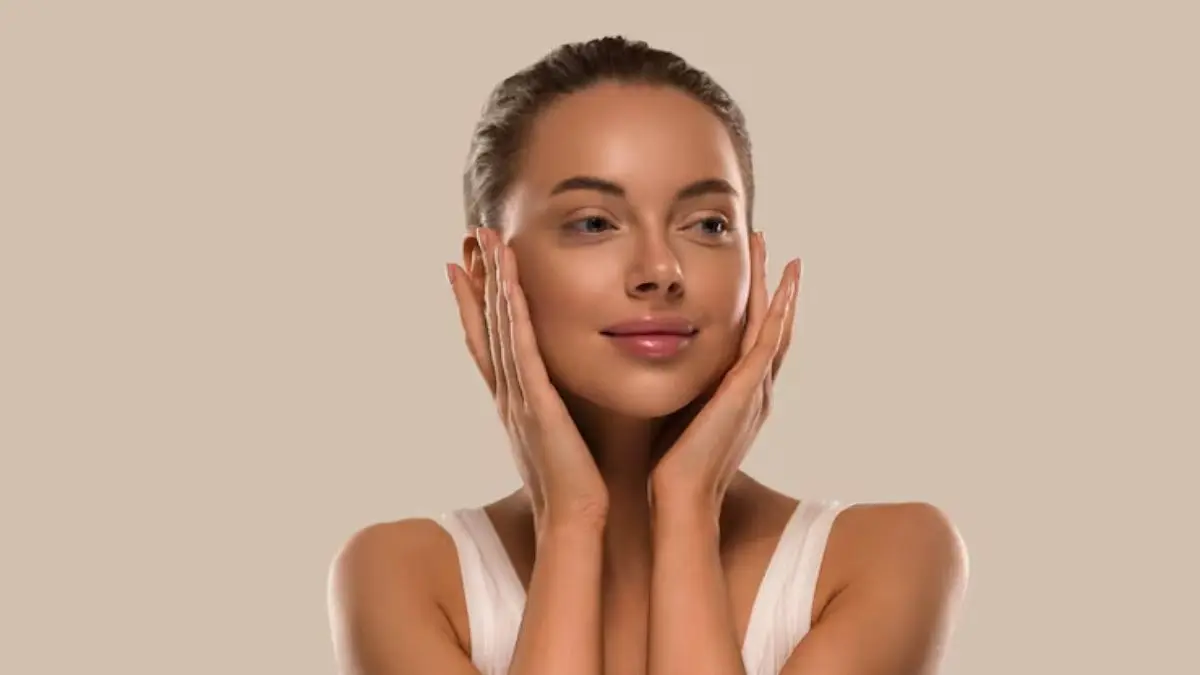 how to remove skin tanning using besan and rose water on face for natural glow