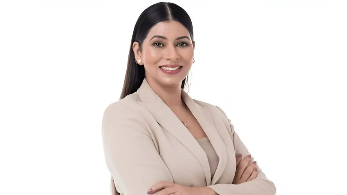 how to take care of your skin at 40 to look young and beautiful