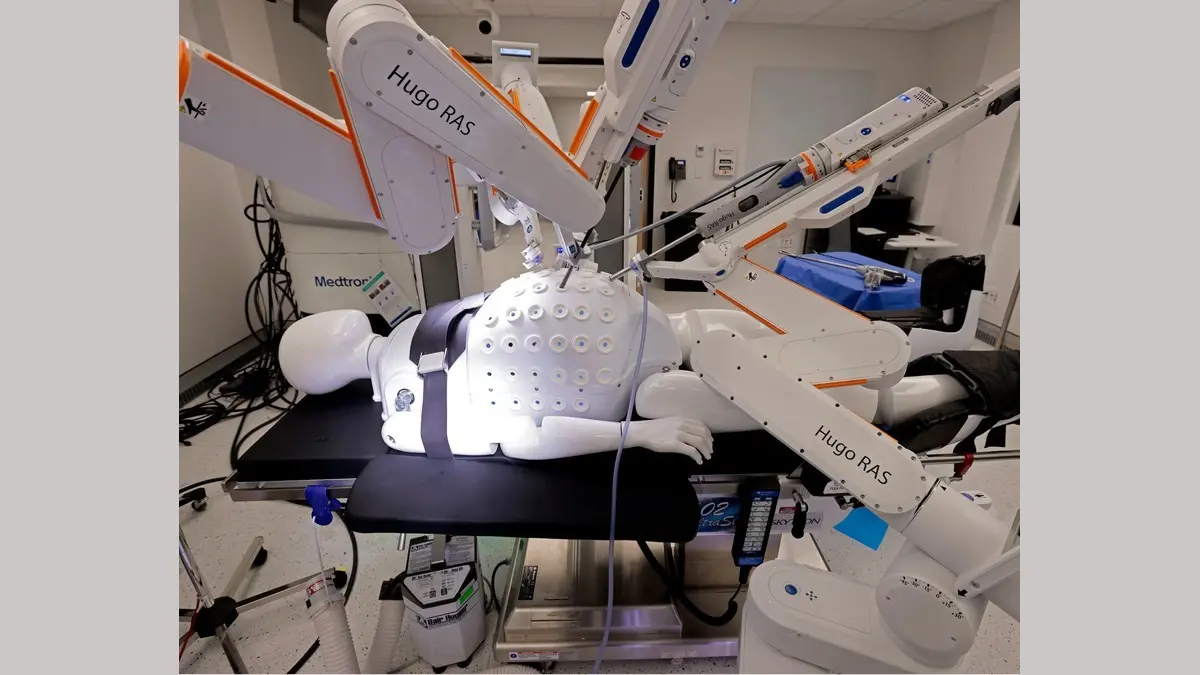 Hugo Robot Posts 98.5% Success Rate in Prostate, Kidney, and Bladder Surgeries; Thrilled Elon Musk Makes Big Prediction