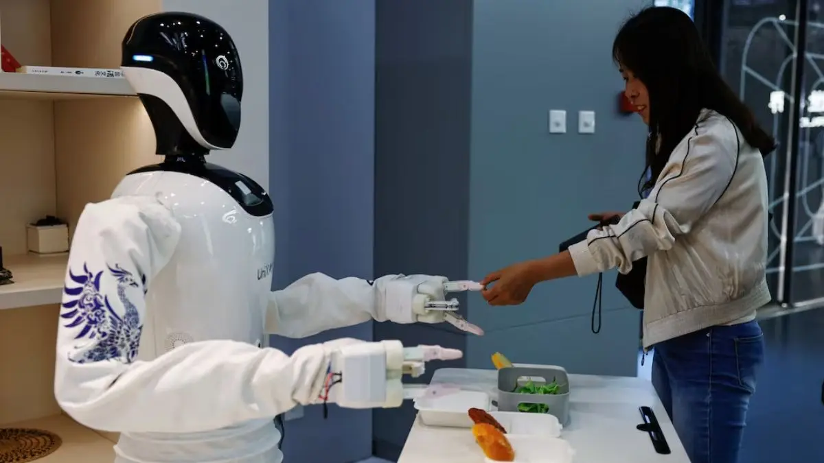 Are Humanoids a Threat to Human Workers? China Says No humanoid