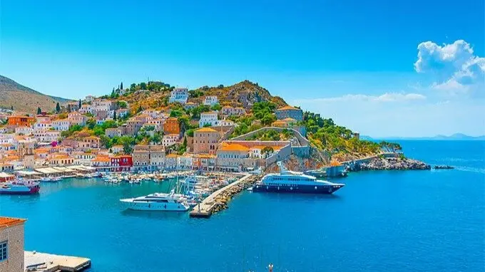 "Hydra's charm amidst over-tourism concerns in Greece