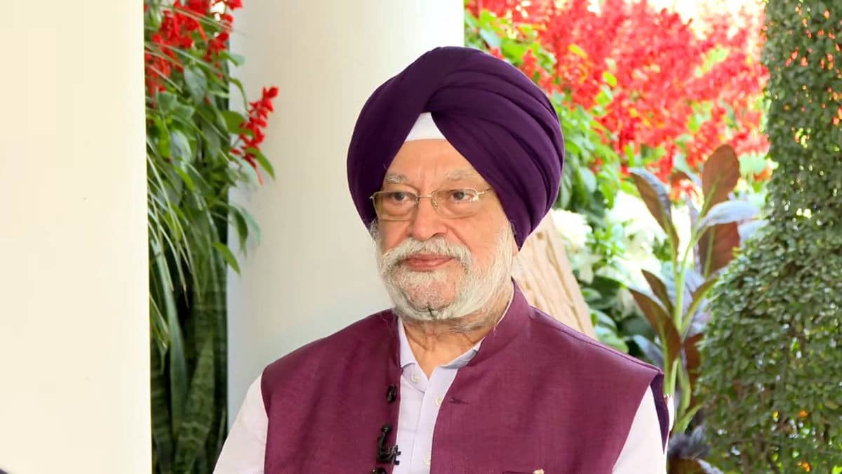 'I'm Smelling Of Roses': Hardeep Puri's Open Dare To Opposition On Stormy Epstein Emails