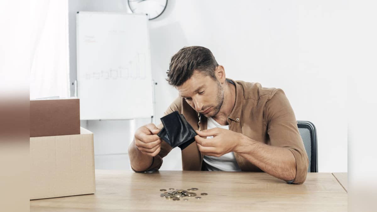 'I Only Earn Rs 325 Per Day': Man Pleads As SC Directs Him To Pay Rs 10,000/Month To Wife