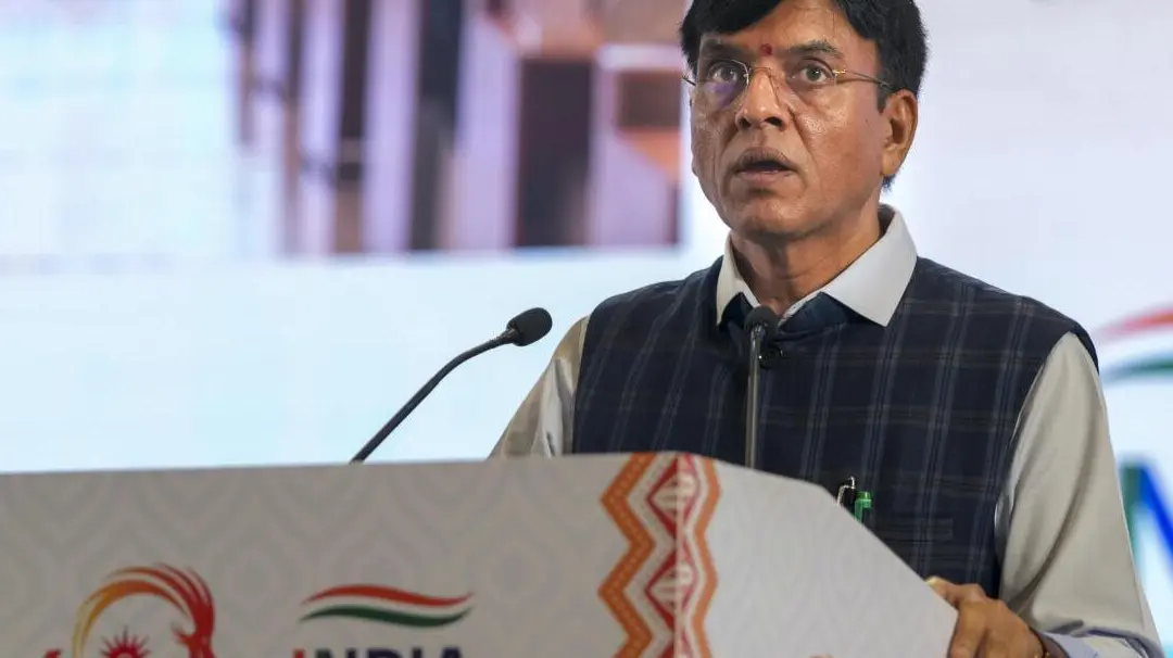 10 हजार से ज्यादा युवा इंडिया गेट के पास पढ़ेंगे भारतीय संविधान की प्रस्तावना, मांडविया का बयान