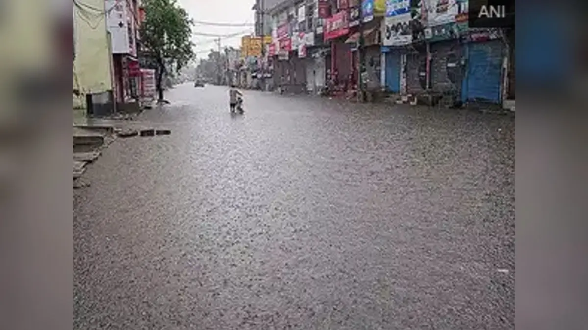 IMD Issues Thunderstorm And Rain Alerts For Haryana And Punjab IMD Issues Thunderstorm And Rain Alerts For Haryana And Punjab