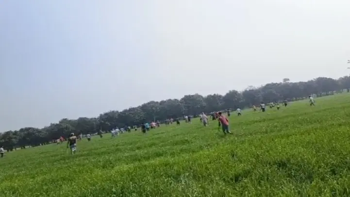 India, Bangladesh, farmers clash