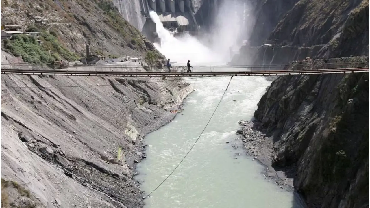 India Cuts Water Flow to Pakistan, Shuts Baglihar Dam After Indus Treaty Suspension
