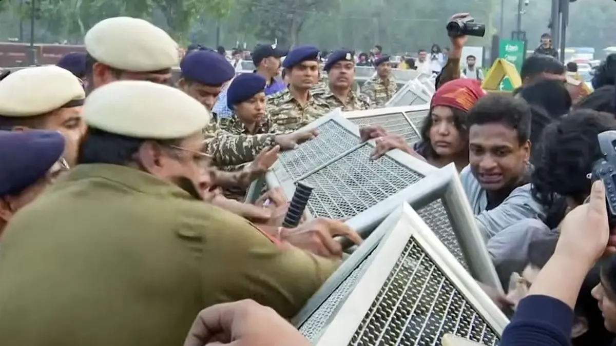 India Gate Pollution Protest: 9 Accused Granted Bail On Rs 20,000 Bond