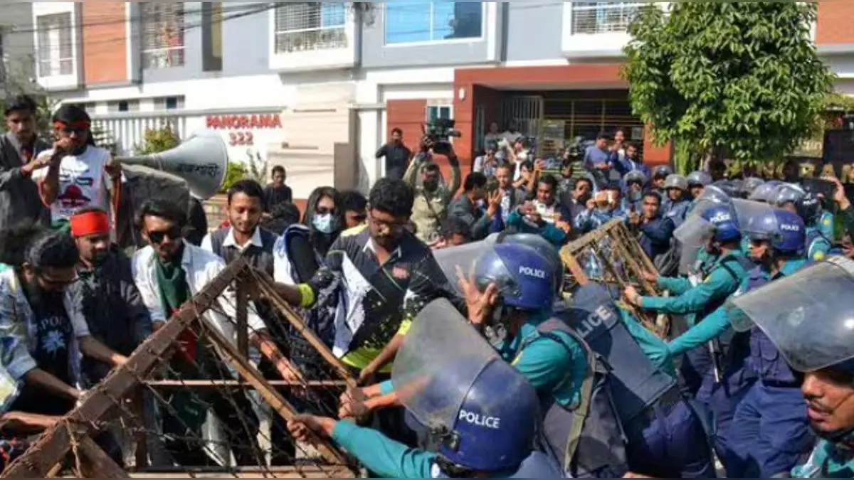 India Halts Visa Operations In Bangladesh's Chittagong Amid Rising Safety Concerns