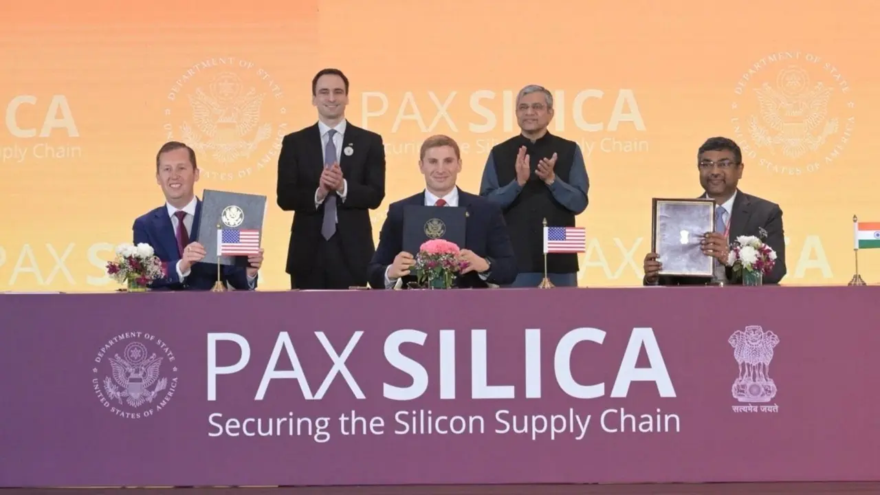 अमेरिका, इजरायल, जापान के बाद अब भारत ने भी ली Pax Silica में एंट्री, फड़फड़ा उठेगा चीन; जानिए क्या है ये गठबंधन, कौन-कौन से देश शामिल? India Joins Pax Silica