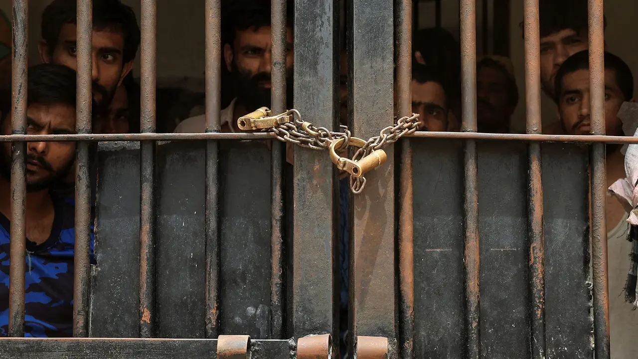 India, Pakistan Exchange List of Nuclear Installations And Prisoners; 167 Indians Await Repatriation Despite Completing Sentences