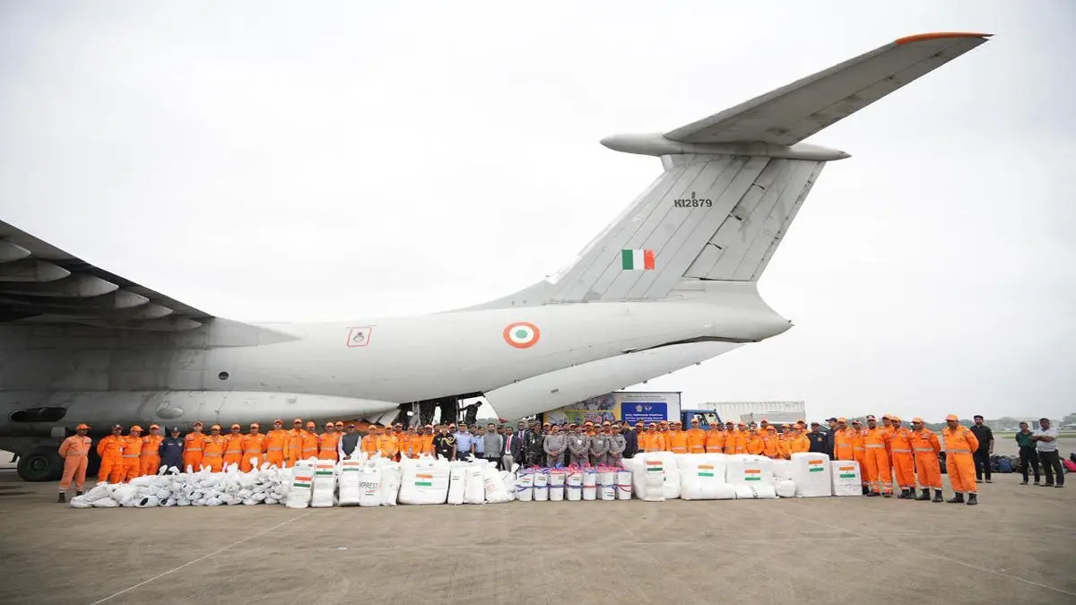 India Responds With Op Sagar Bandhu to Aid Cyclone-Hit Sri Lanka, Highlights ‘Neighbourhood First’ and MAHASAGAR Vision India Responds With Op Sagar Bandhu to Aid Cyclone-Hit Sri Lanka, Highlights ‘Neighbourhood First’ and MAHASAGAR Vision
