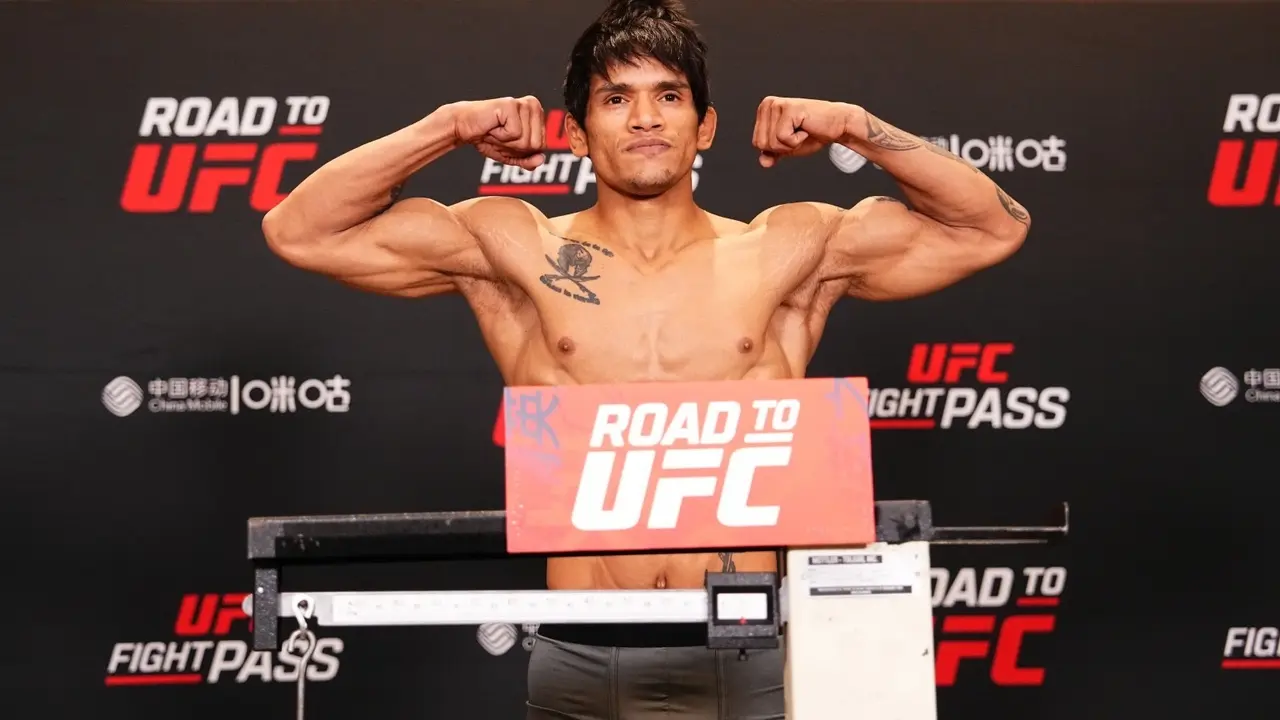 How to watch India's Angad Bisht Live at the Road to UFC Semi Final? India's MMA professional Angad Bisht