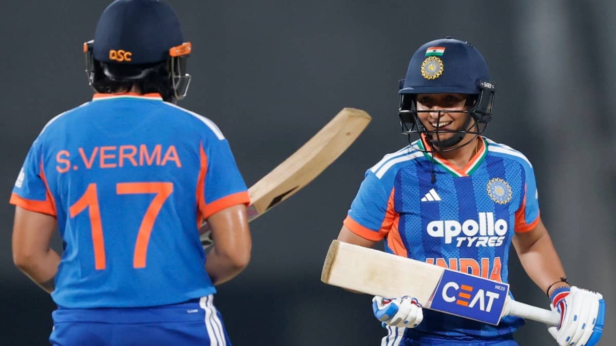 India's Shafali Verma and Harmanpreet Kaur during the third T20I match against Sri Lanka