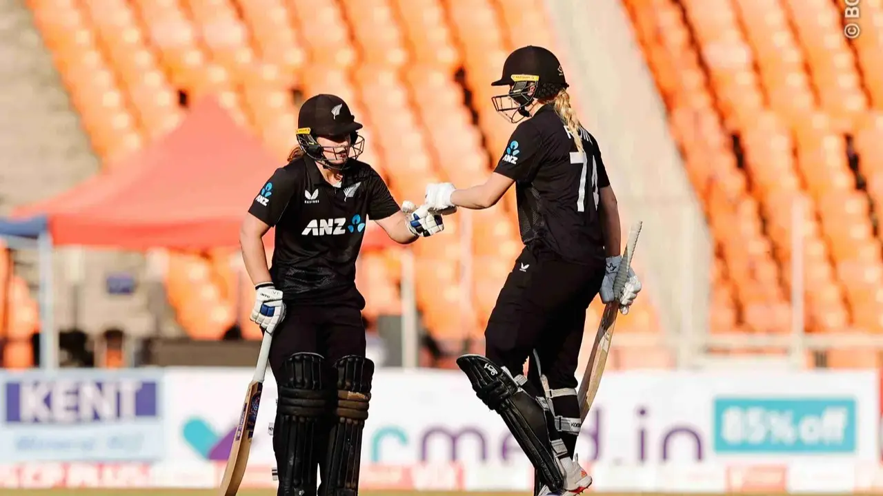 India vs New Zealand: Brooke Halliday Lifts NZ Women To 232 Against IND in 3rd ODI India women vs New Zealand Women
