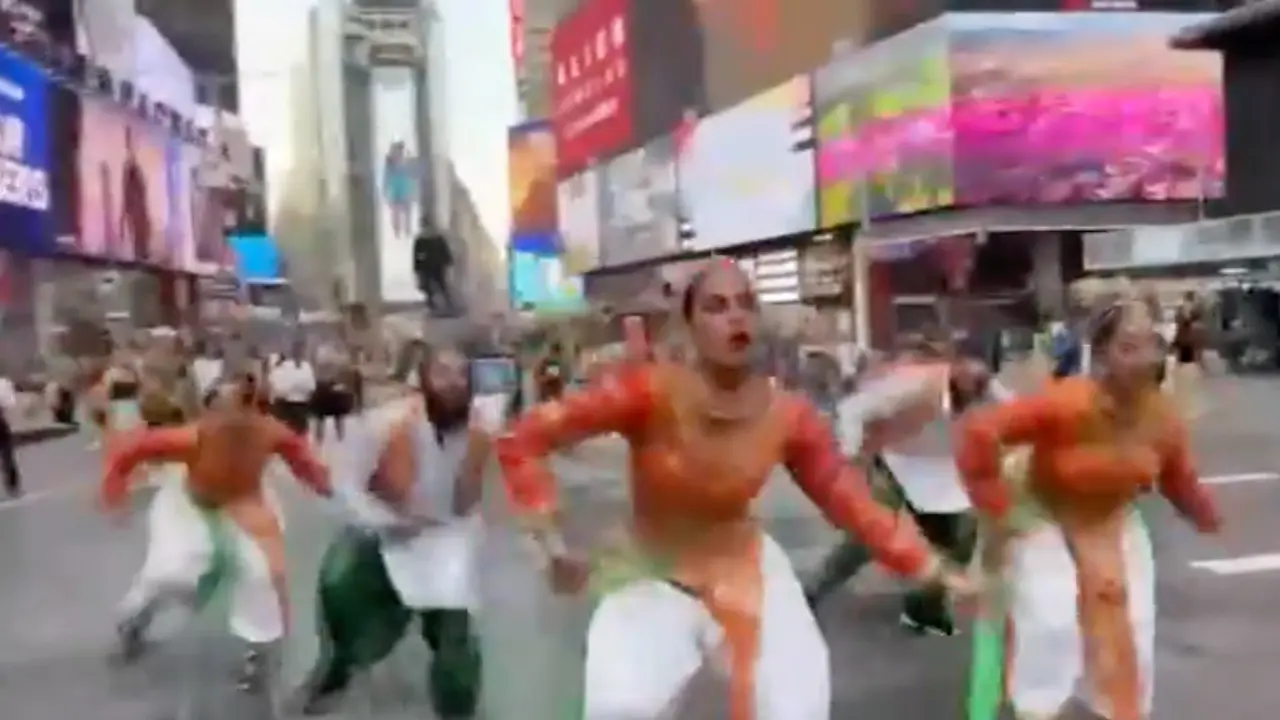 Bollywood Numbers, Desi Attire: Indians Celebrate I-Day At New York's Times Square | Watch Indian diaspora, Independence Day, New York, Times Square