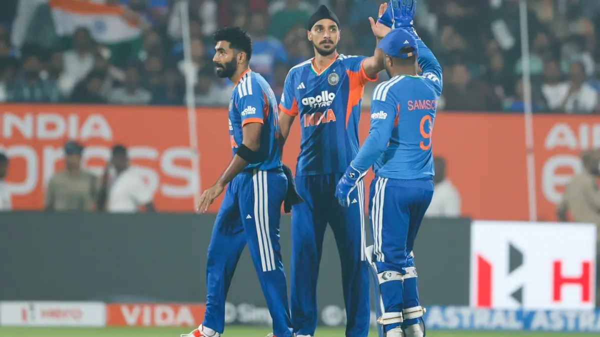 India vs New Zealand Live Streaming: When And Where To Watch IND vs NZ 5th T20I Match Live In India? Indian players celebrating after taking a wicket in 4th T20I against New Zealand