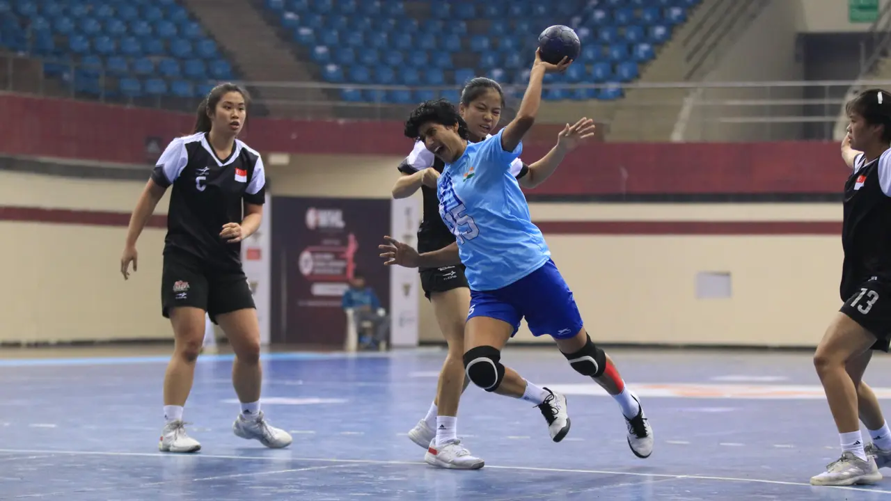 India Defeat Singapore, Eye Best-Ever Finish At Asian Women’s Handball Championship Indian women's handball player